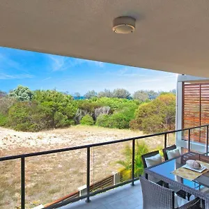  Apartment Loka Santi 10 - Beachfront Unit Australia