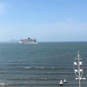 Frente Mar Pé Na Areia, Na Av Atlântica Balneário Camboriú